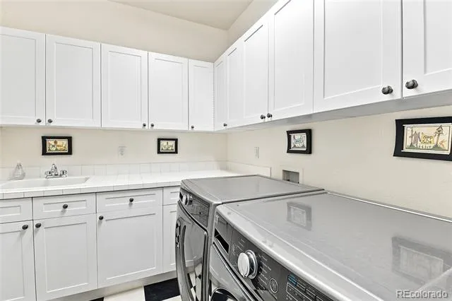 6072 Vacquero Drive Castle Rock, CO 80108