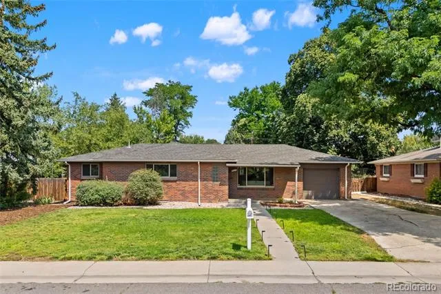 4925 E Atlantic Place Denver, CO 80222