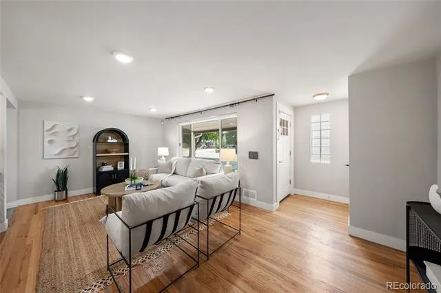 4925 E Atlantic Place Denver, CO 80222