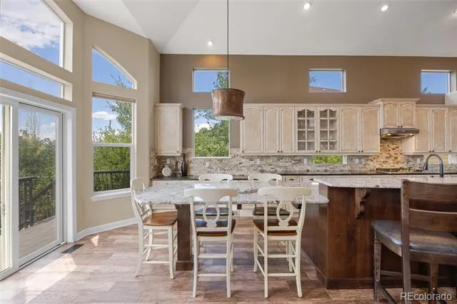 6263 Vacquero Circle Castle Pines, CO 80108