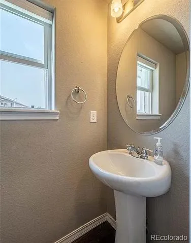 8884 Vanderwood Road Colorado Springs, CO 80908