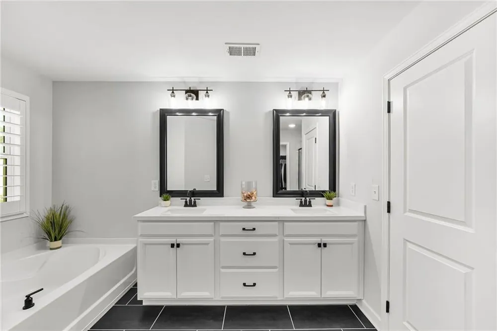 3747 Silvery Way Powder Springs, GA 30127