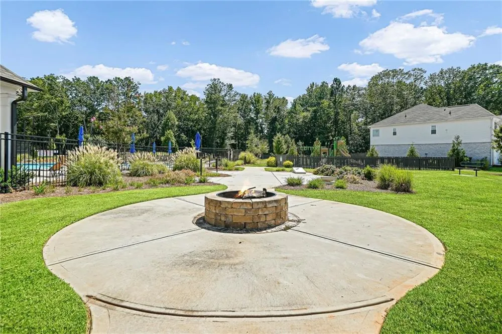 3747 Silvery Way Powder Springs, GA 30127