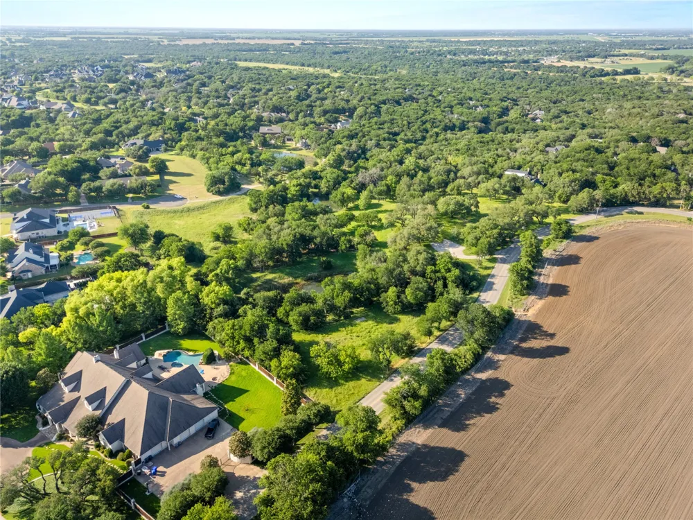 962 Clover Ridge Waco, TX 76657