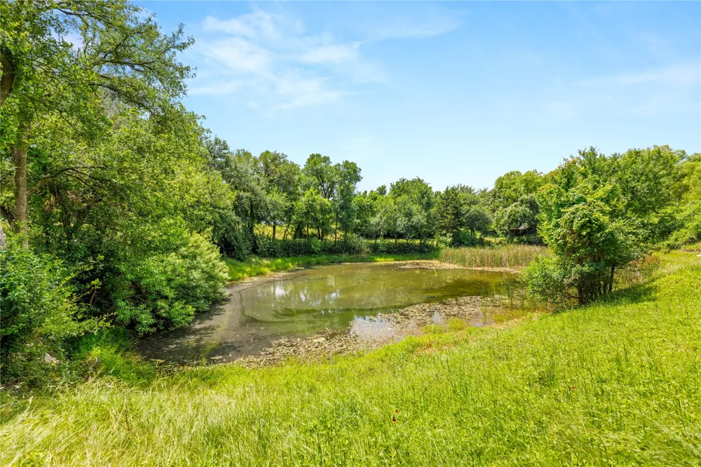 962 Clover Ridge Waco, TX 76657