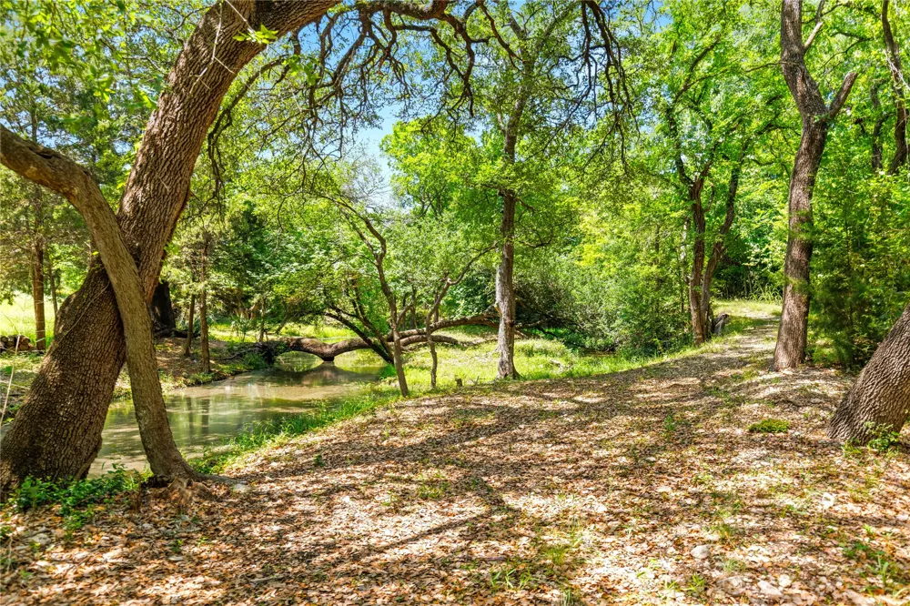 962 Clover Ridge Waco, TX 76657