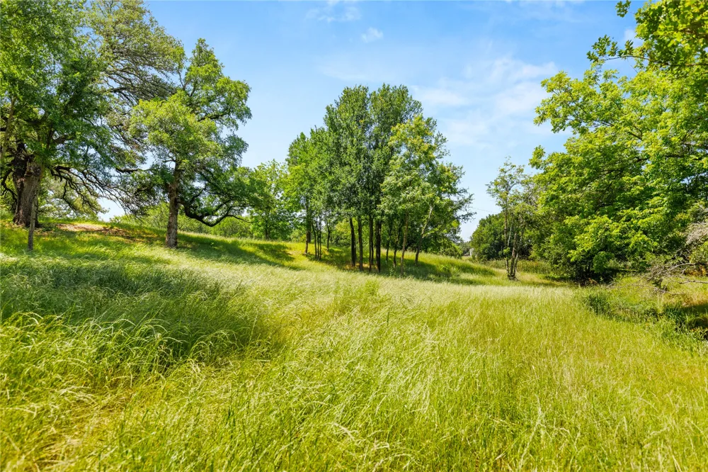 962 Clover Ridge Waco, TX 76657