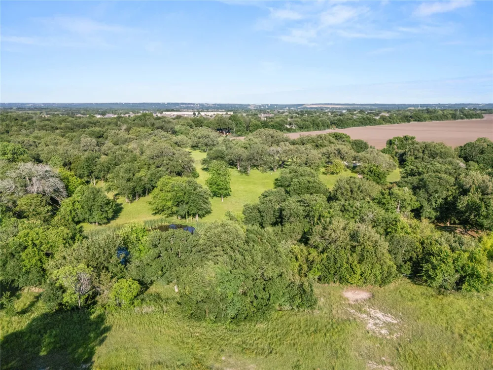 962 Clover Ridge Waco, TX 76657