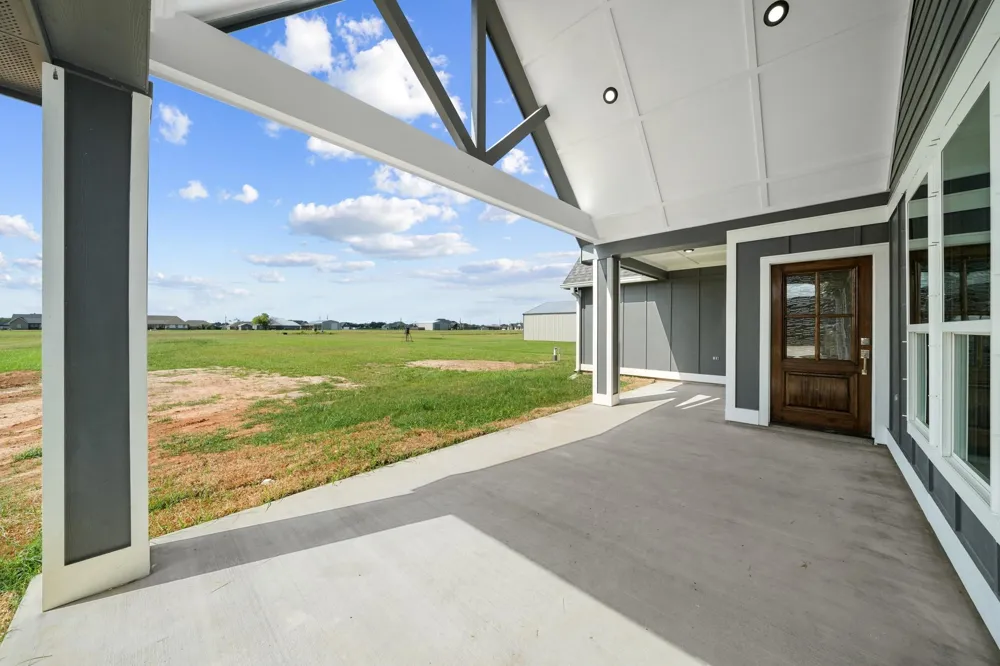 850 Longhorn Trail Angleton, TX 77515