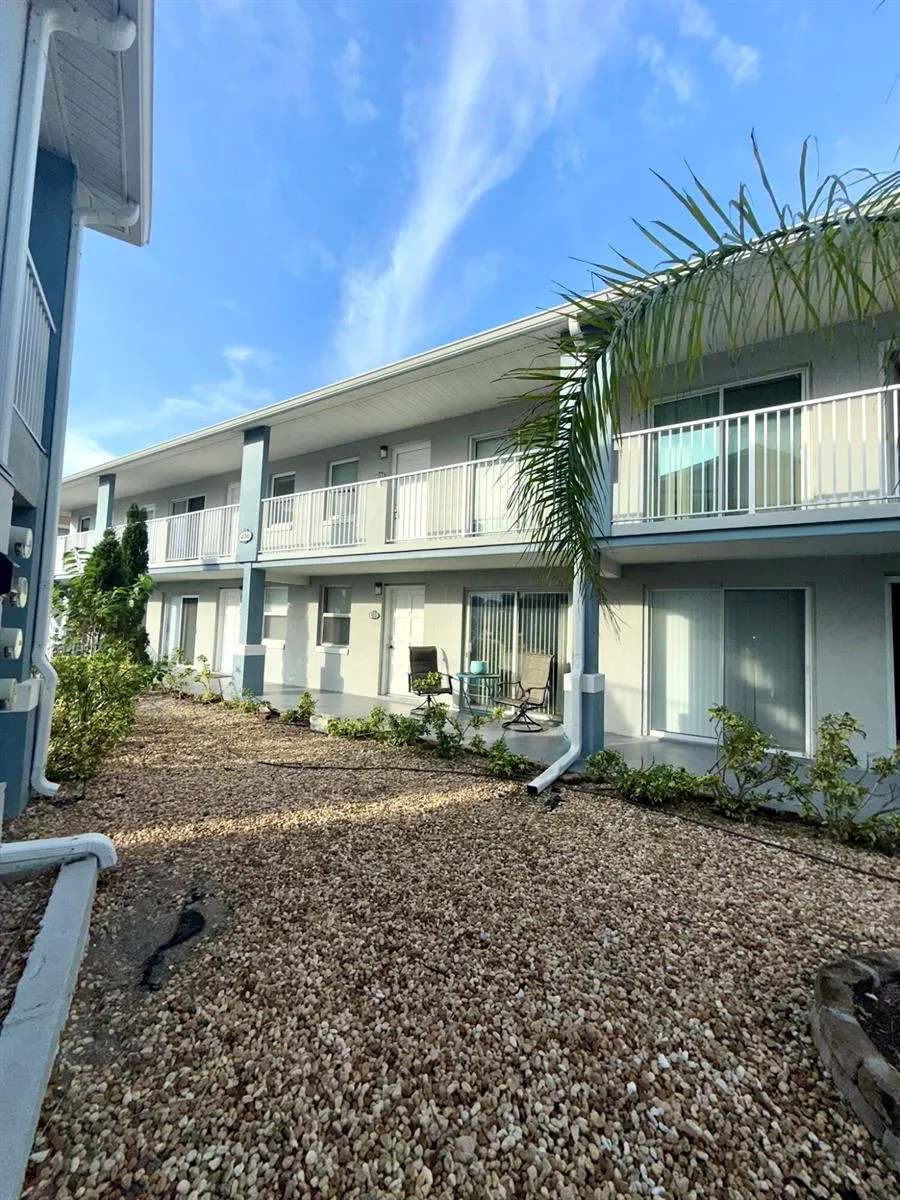 436 AUBURN #203 