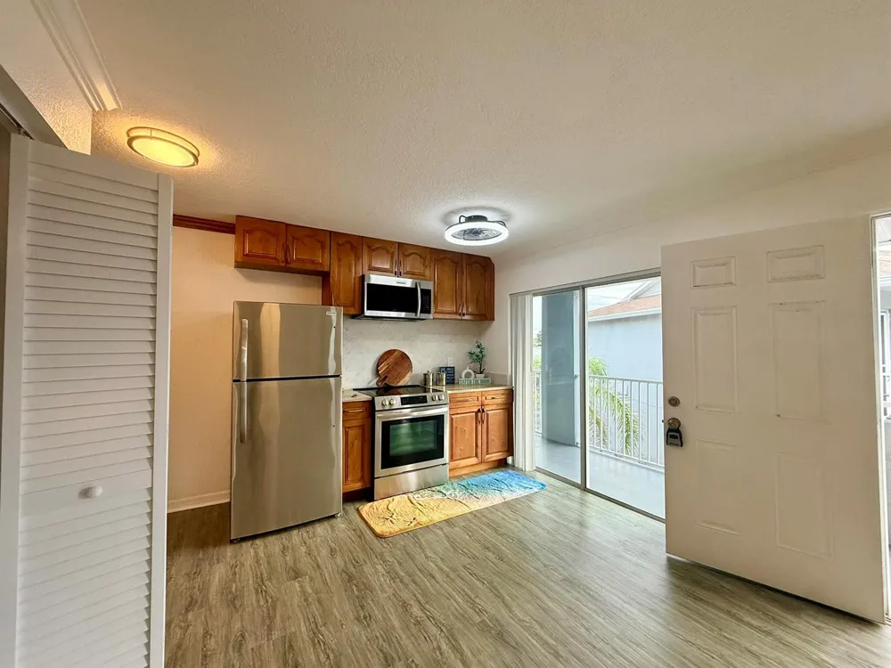 436 AUBURN #203 