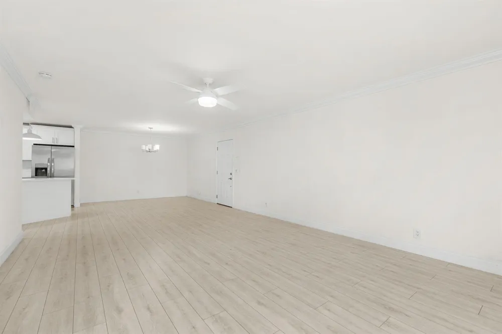 22735 SW 66TH AVENUE #104 Boca Raton, FL 33428