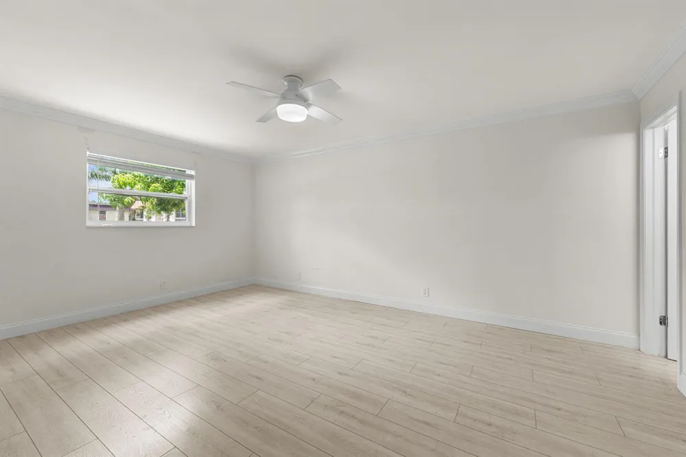 22735 SW 66TH AVENUE #104 Boca Raton, FL 33428