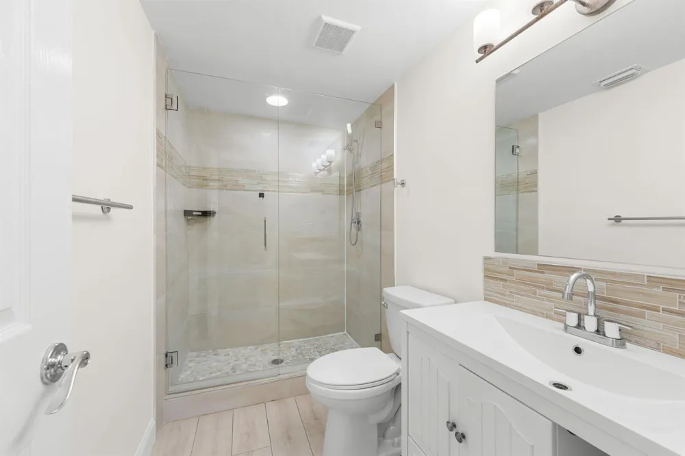 22735 SW 66TH AVENUE #104 Boca Raton, FL 33428