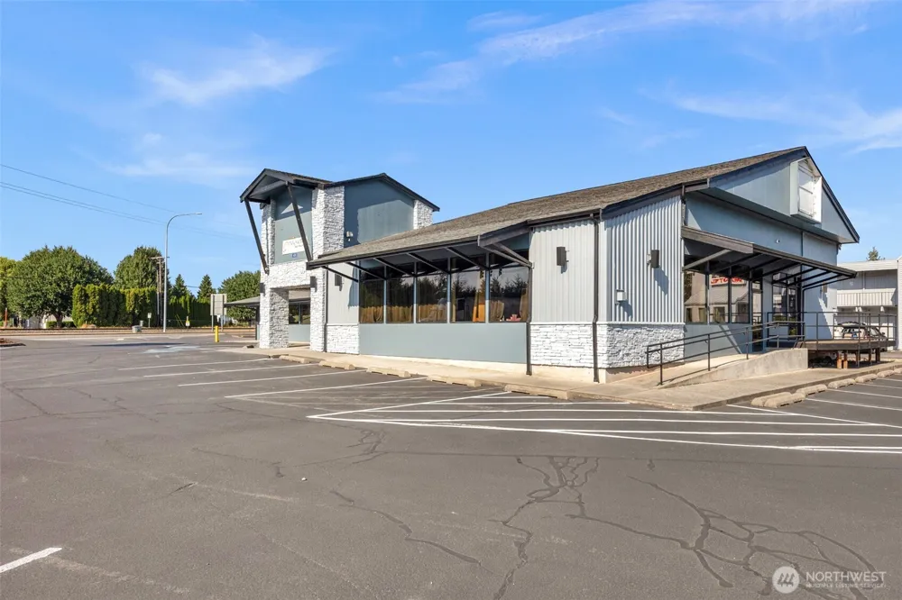 400 W Rio Vista Avenue Burlington, WA 98233