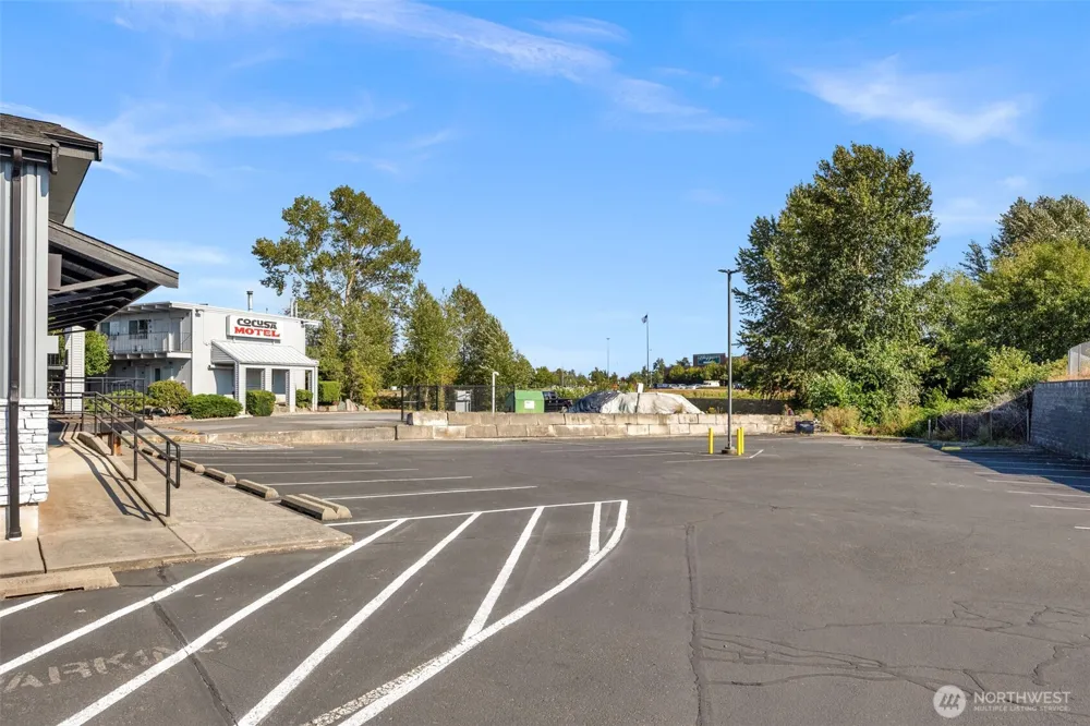 400 W Rio Vista Avenue Burlington, WA 98233