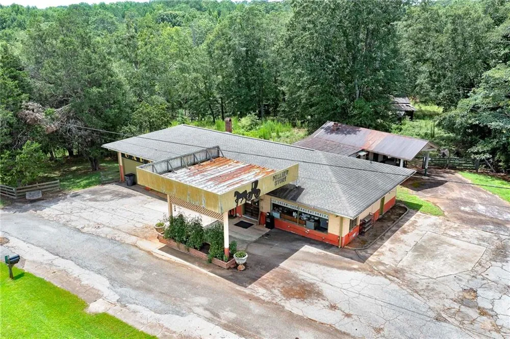3099 Highway 155 Highway McDonough, GA 30252