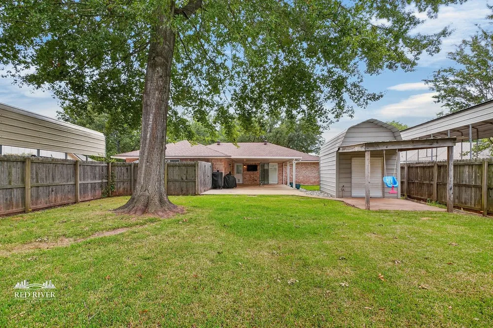 217 Lancashire Drive Bossier City, LA 71111
