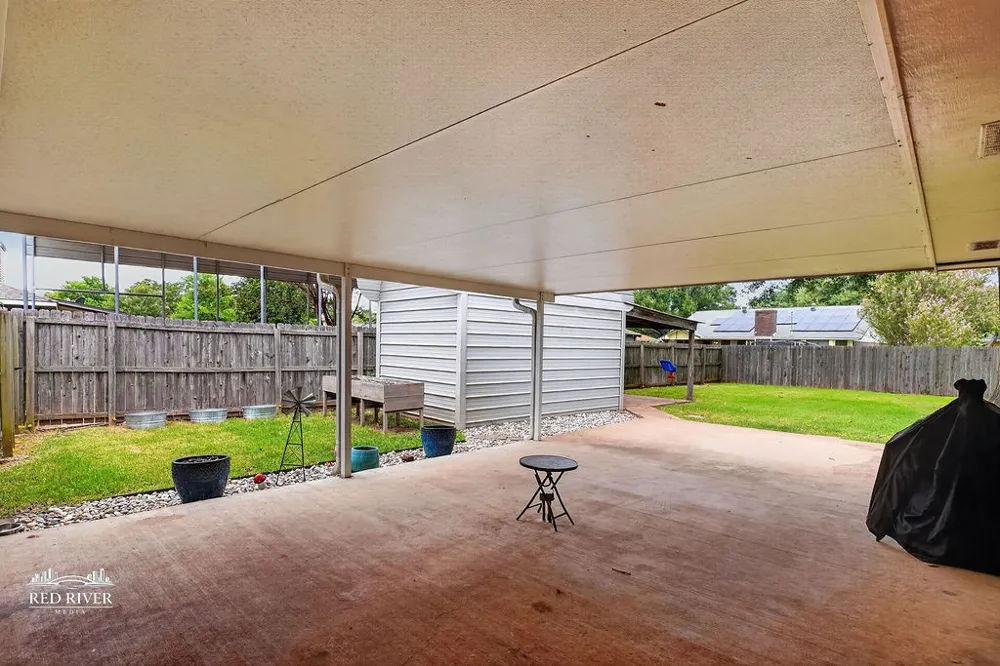 217 Lancashire Drive Bossier City, LA 71111