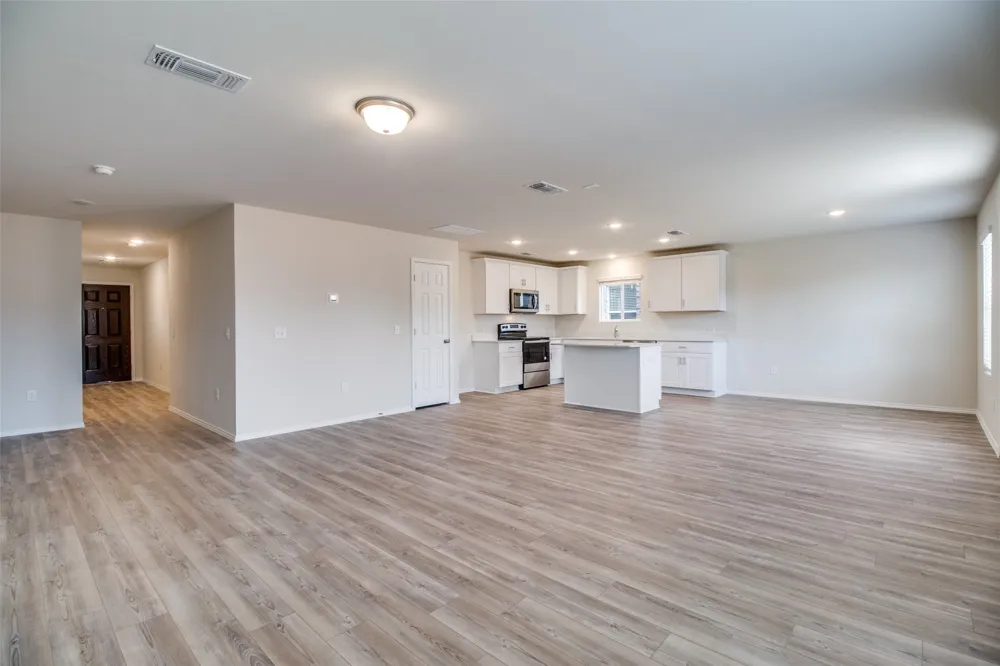 337 Glenwick Lane Van Alstyne, TX 75495