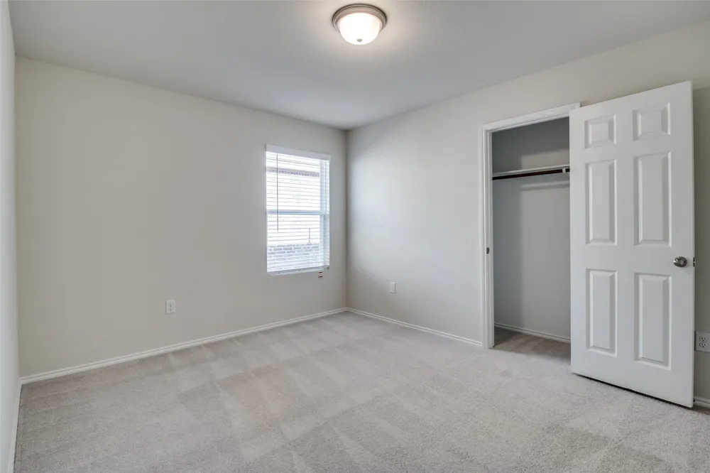 337 Glenwick Lane Van Alstyne, TX 75495
