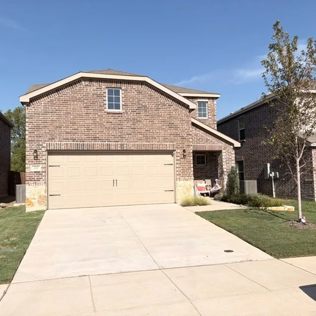 337 Glenwick Lane Van Alstyne, TX 75495