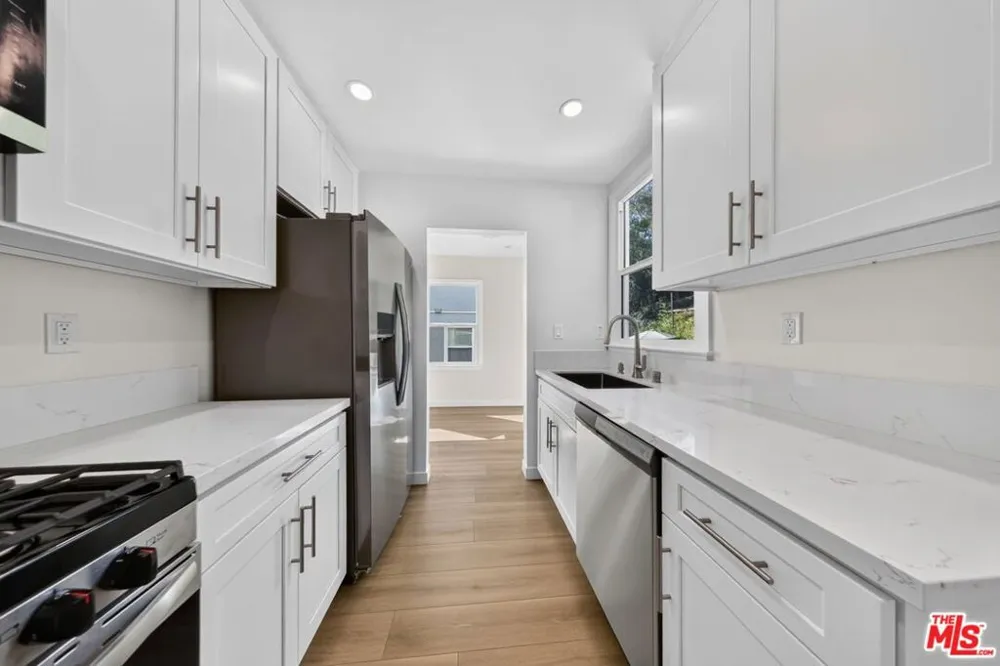 1615 S Adams Street #1615 Glendale, CA 91205