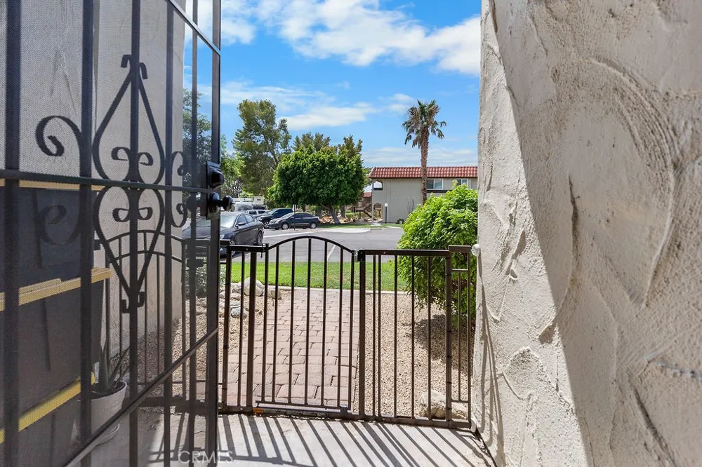 9643 Spyglass Avenue #39 Desert Hot Springs, CA 92240