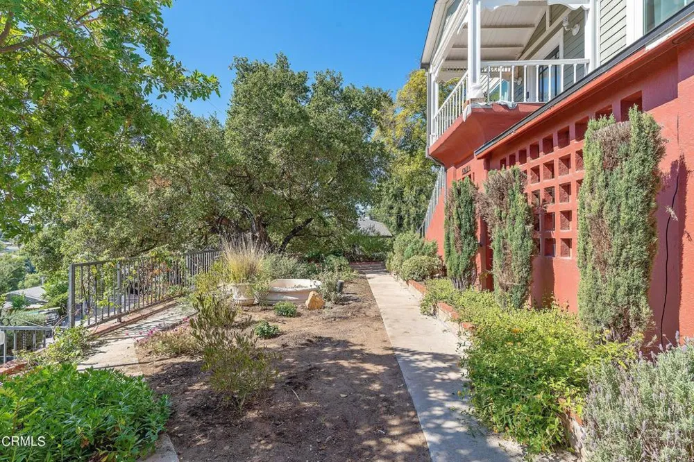 6341 Rosswood Terrace Los Angeles, CA 90042