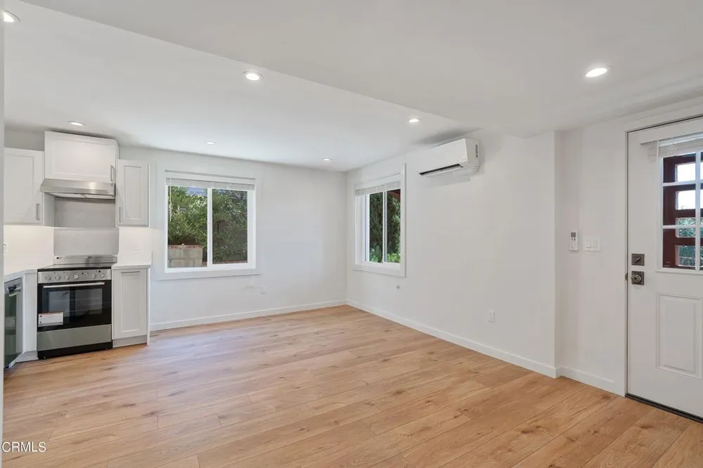 6341 Rosswood Terrace Los Angeles, CA 90042