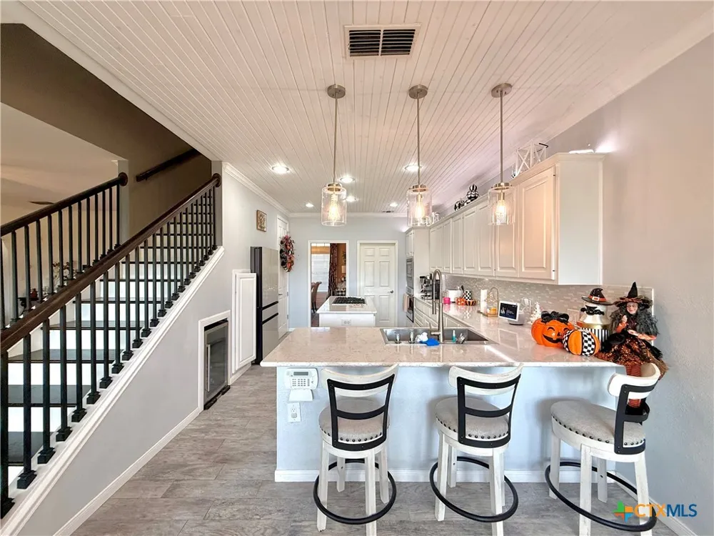 311 Charleston Drive Victoria, TX 77904
