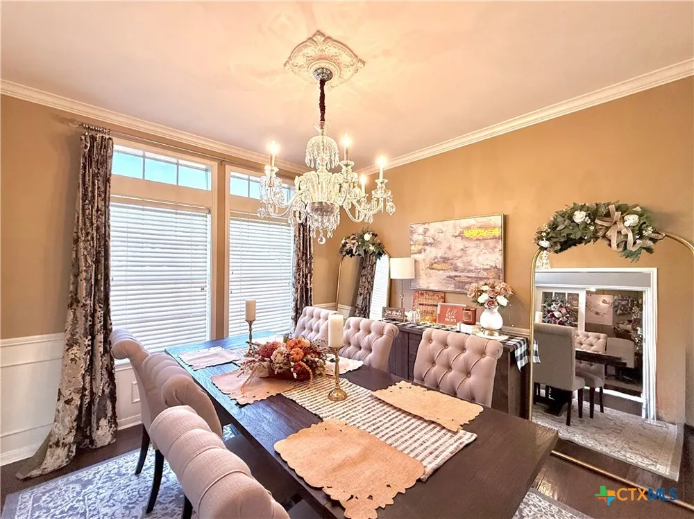 311 Charleston Drive Victoria, TX 77904