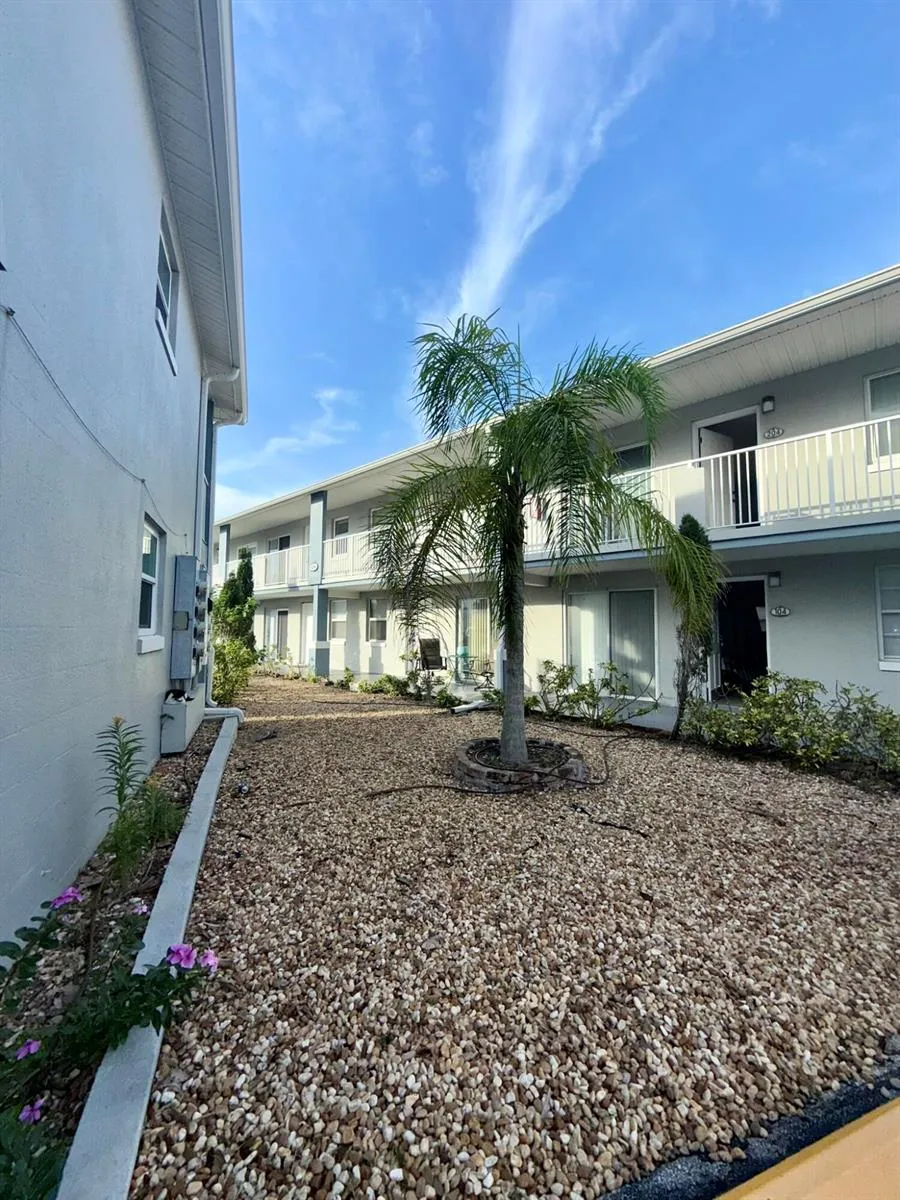 436 AUBURN #202 