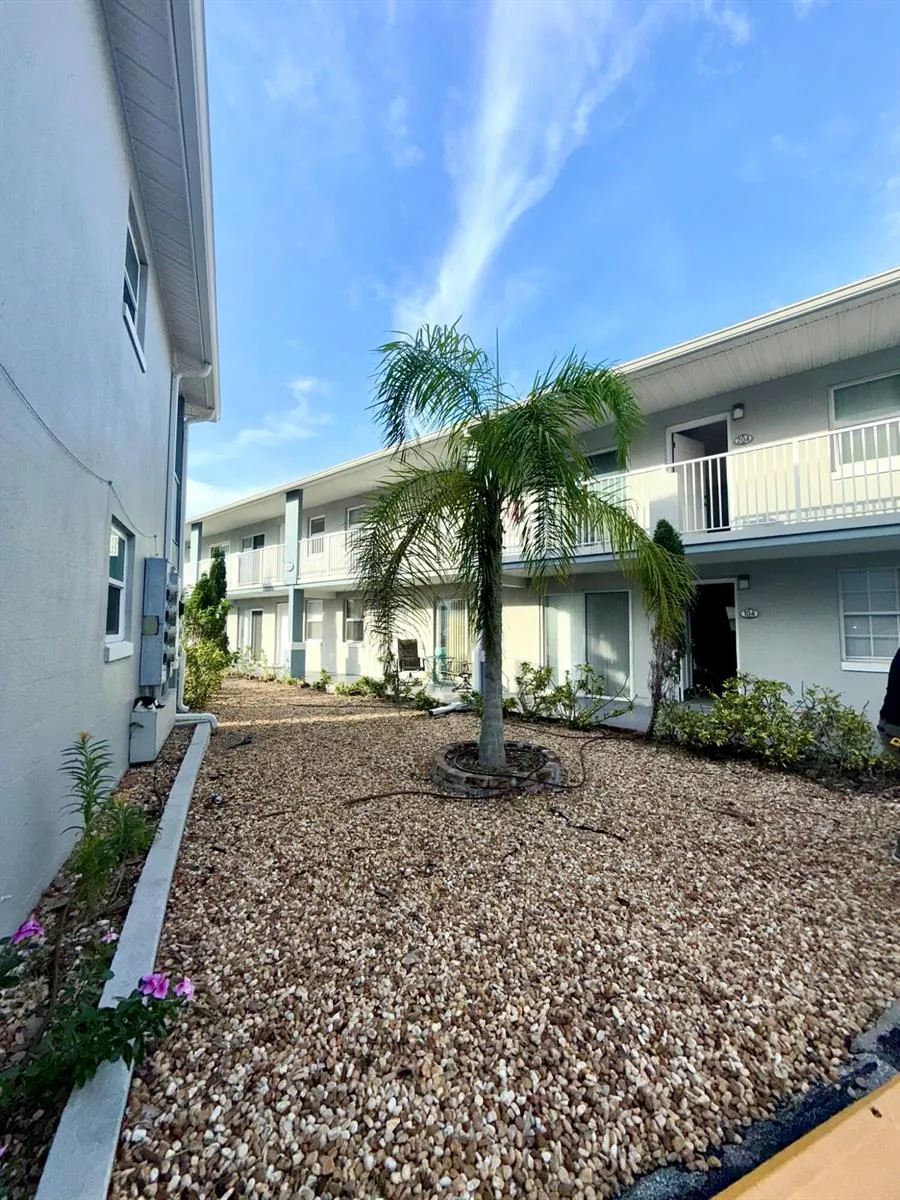 436 AUBURN #202 