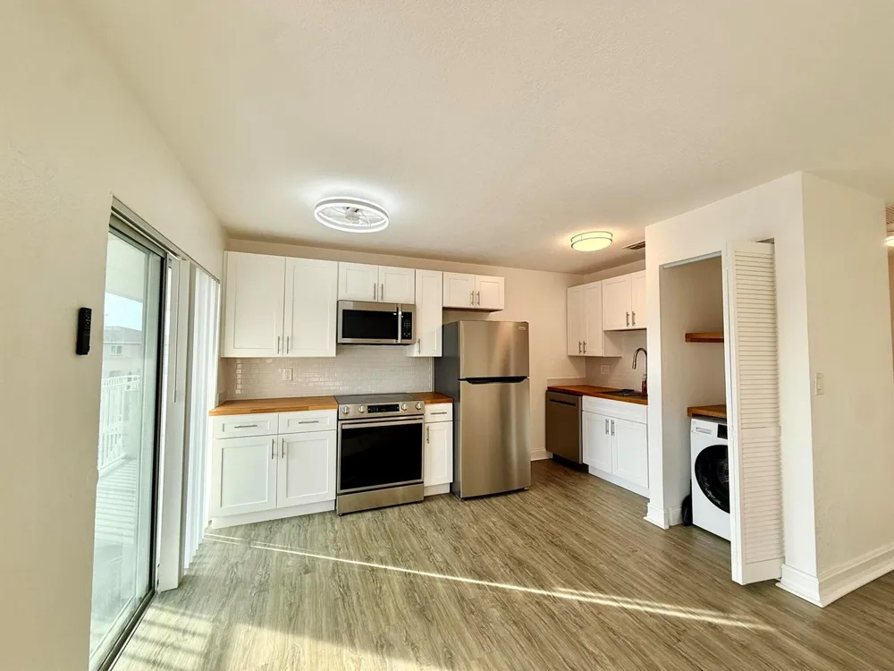 436 AUBURN #202 