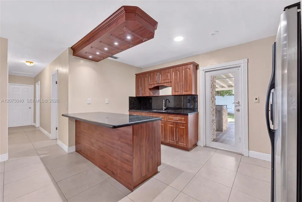 15850 NW 18th Pl Miami Gardens, FL 33054