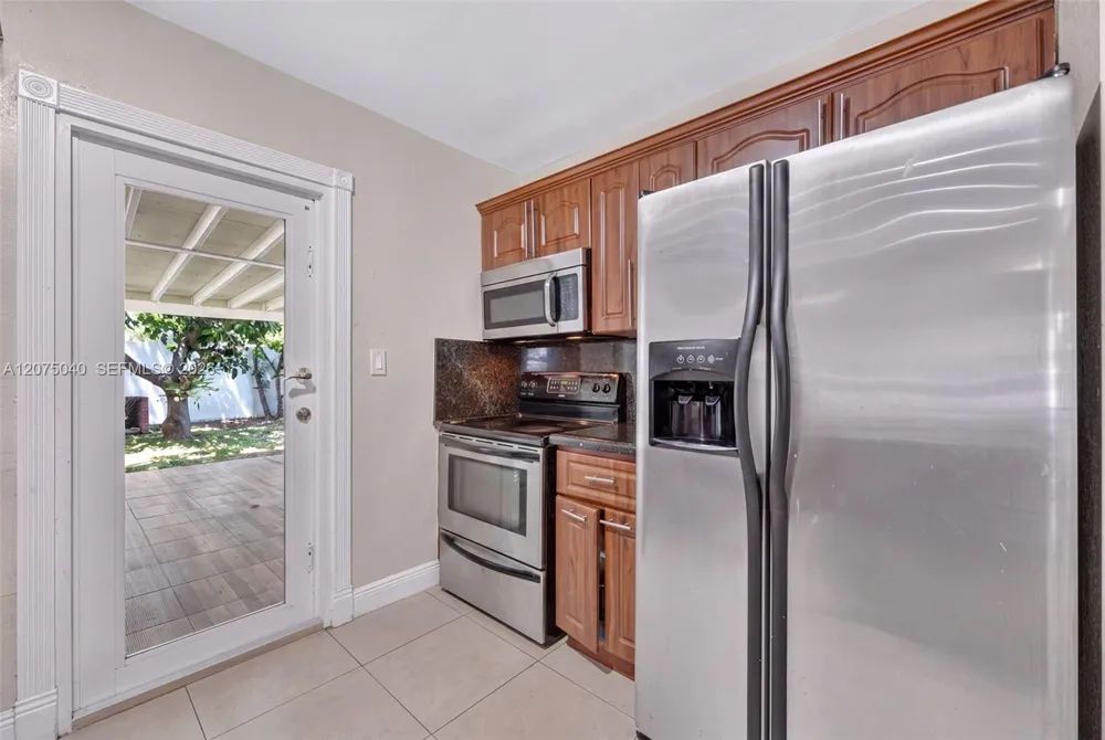 15850 NW 18th Pl Miami Gardens, FL 33054