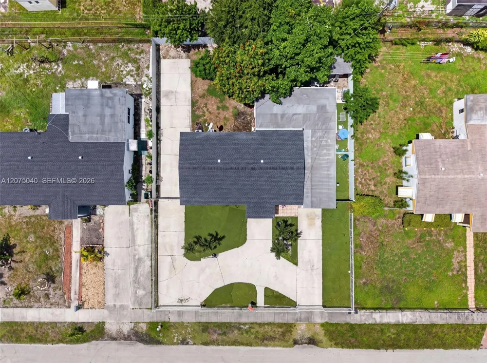 15850 NW 18th Pl Miami Gardens, FL 33054
