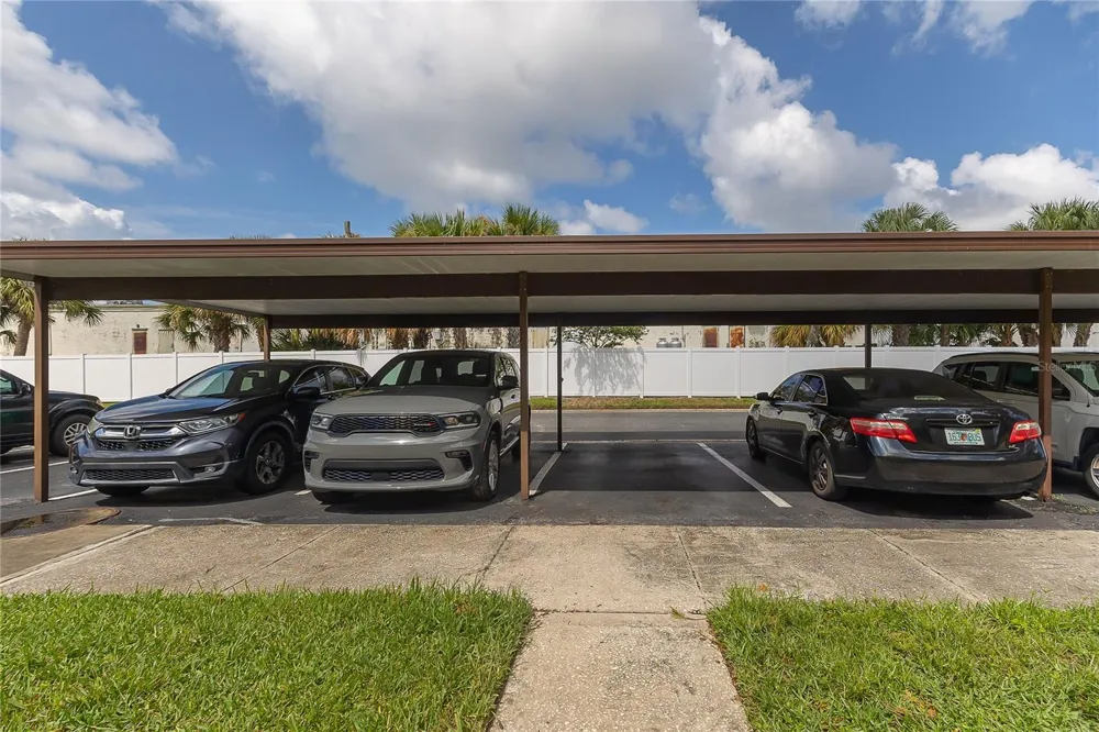 9209 SEMINOLE BOULEVARD #79 Seminole, FL 33772