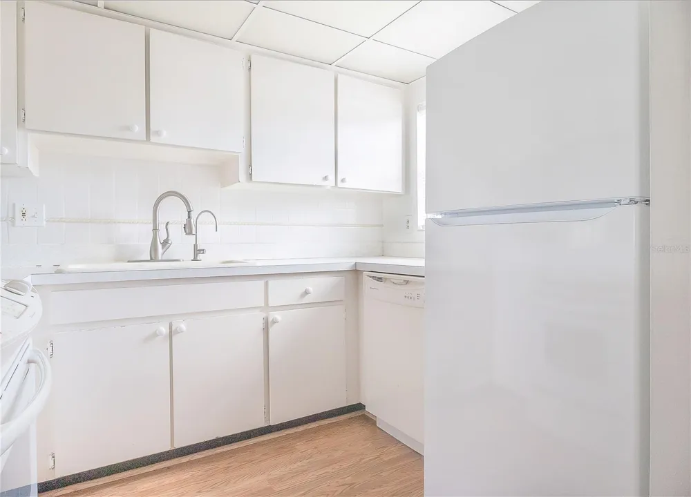 9209 SEMINOLE BOULEVARD #79 Seminole, FL 33772