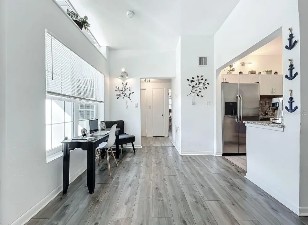 2893 WOOD STREET Sarasota, FL 34237