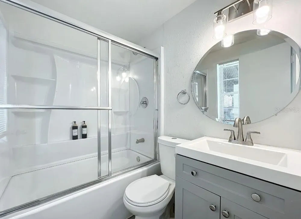 2893 WOOD STREET Sarasota, FL 34237