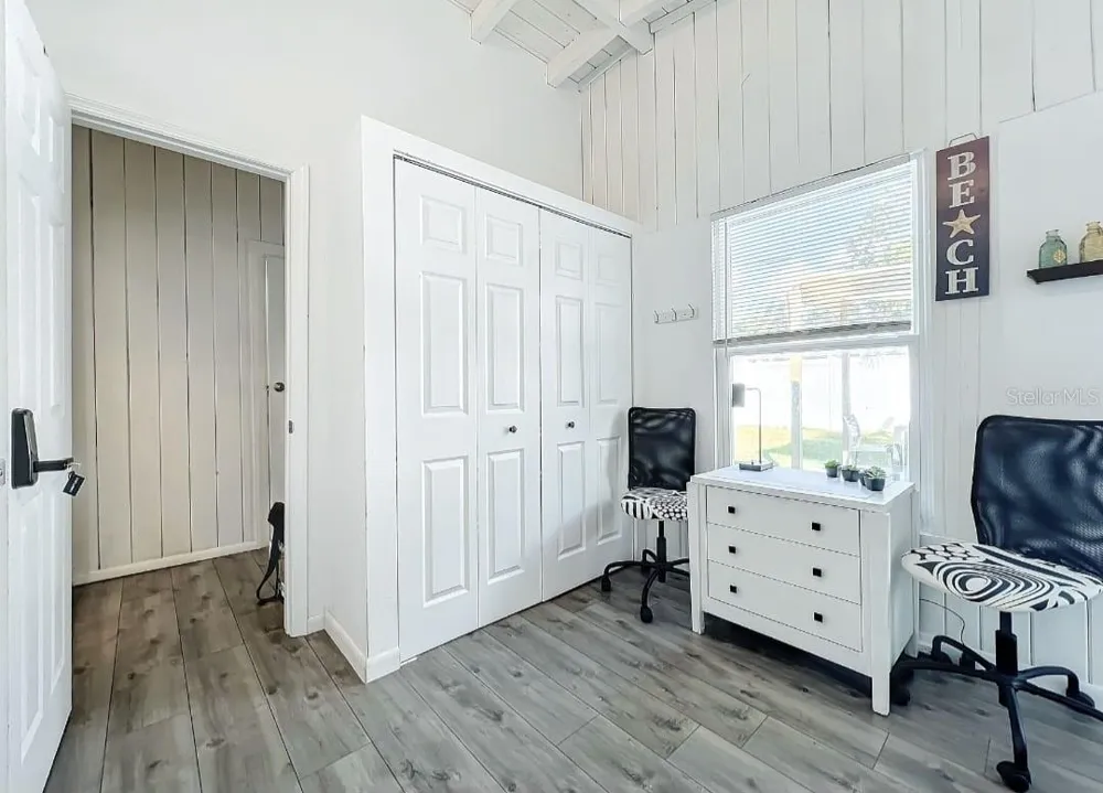 2893 WOOD STREET Sarasota, FL 34237