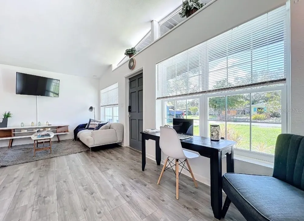 2893 WOOD STREET Sarasota, FL 34237