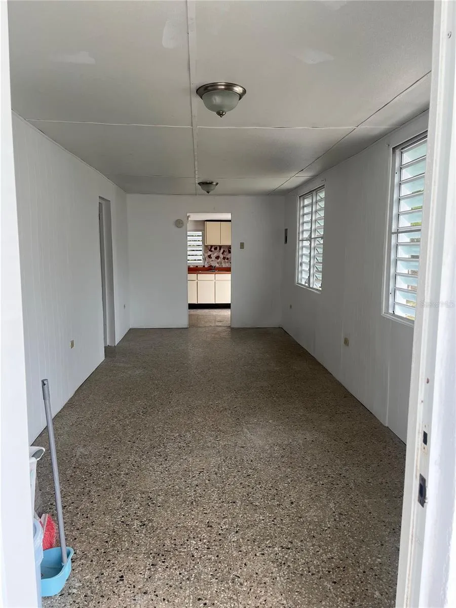 72 COM AGUAS CLARAS Ceiba, PR 00735