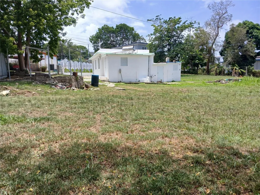 72 COM AGUAS CLARAS Ceiba, PR 00735