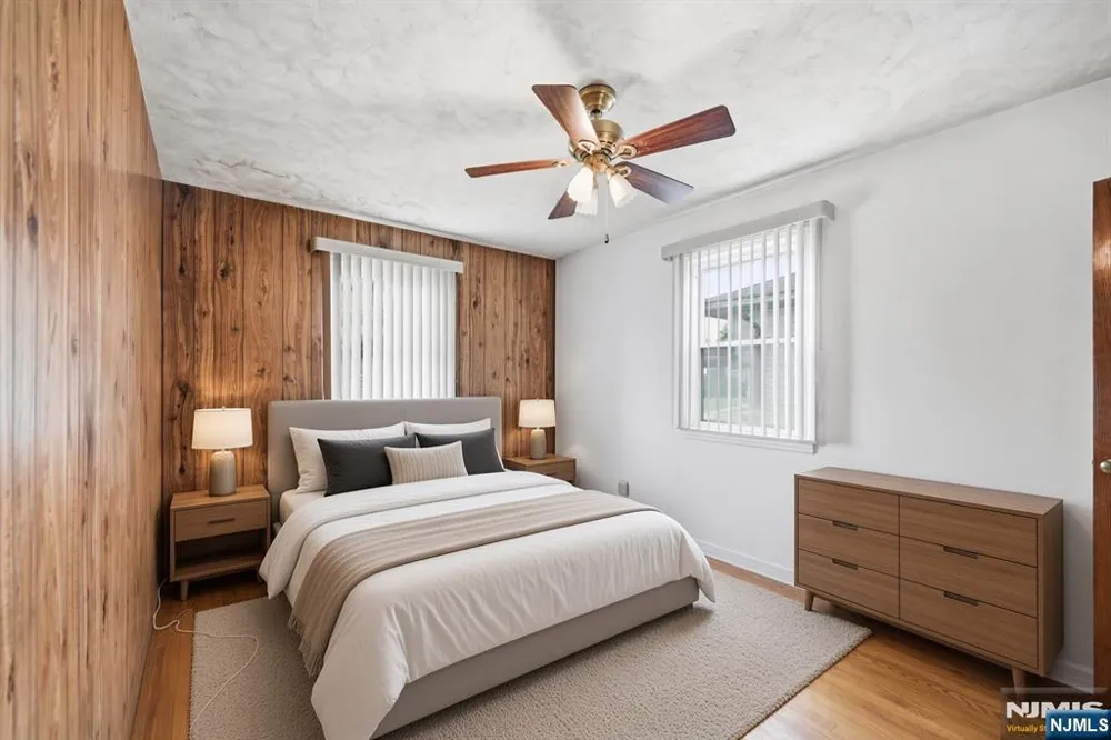 59 17th Avenue Elmwood Park, NJ 07407