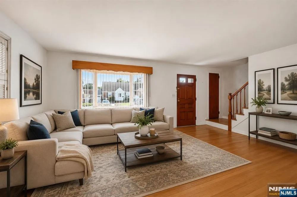 59 17th Avenue Elmwood Park, NJ 07407