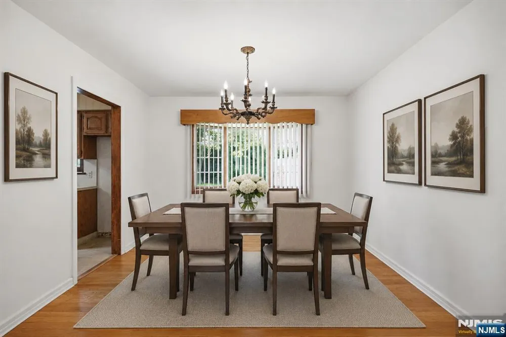 59 17th Avenue Elmwood Park, NJ 07407