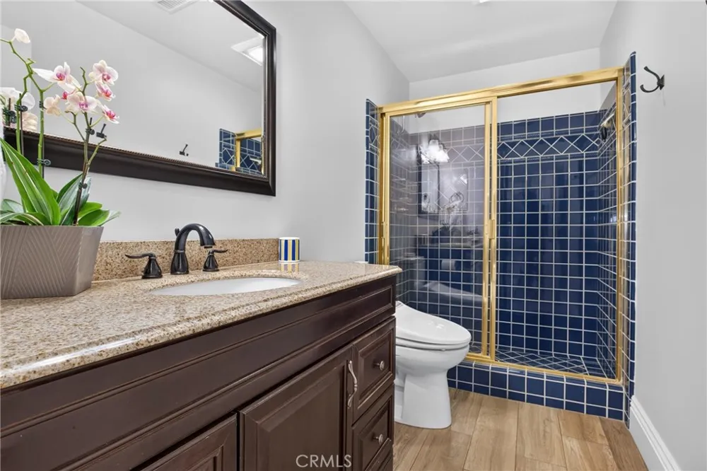 26049 Coronado Court Valencia, CA 91355